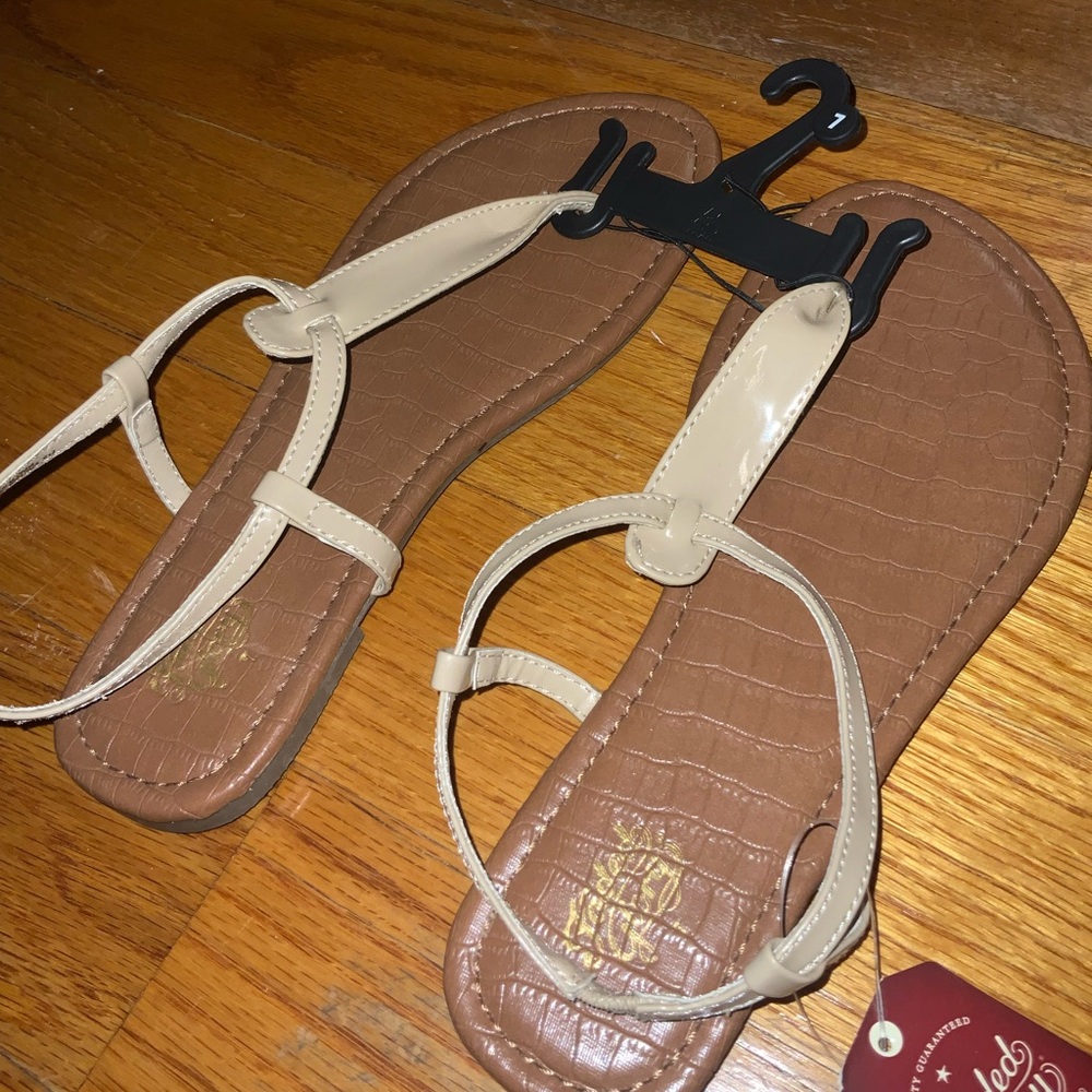 Brown and Cream Sandals NWT - Picture 2 of 3
